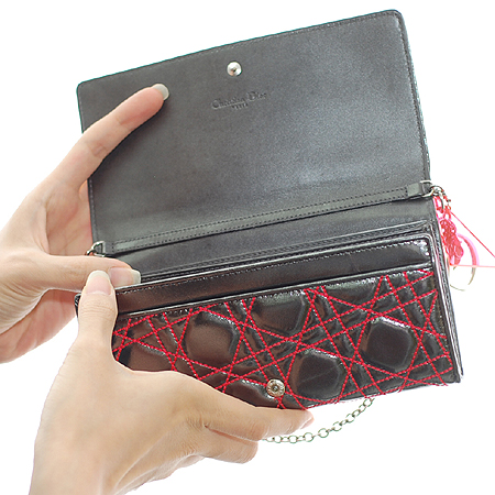 Dior(ũ����î���) 2012�� ������ S0060PAGD ���̵� ��� Ŭ��ġ�� ������ [�б�������] �̹���7 - ���̺��� �߰���ǰ