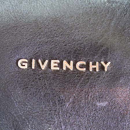 GIVENCHY(�����) 11L5252109 ���� ī����Ų �ǵ��� M ������ 2WAY [�ϻ����] �̹���3 - ���̺��� �߰���ǰ