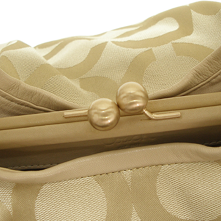 Coach(��ġ) 13441 ��Ŀ �к긯 �ɾ�Ʈ ��ÿ ��Ʈ�� �̹���4 - ���̺��� �߰���ǰ