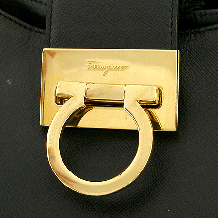 Ferragamo(��󰡸�) 21 8662 ���� ���� ��ġ�Ϸΰ� ��� ����� �̹���4 - ���̺��� �߰���ǰ