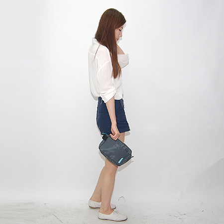 Armani(�Ƹ�����) �к긯 �Ŀ�ġ ������� �̹���6 - ���̺��� �߰���ǰ