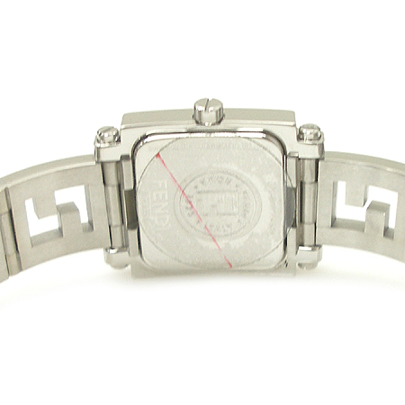 Fendi(���) F605210 �簢���� 6000L �ΰ� ��ƿ ������ �ð� �̹���4 - ���̺��� �߰���ǰ