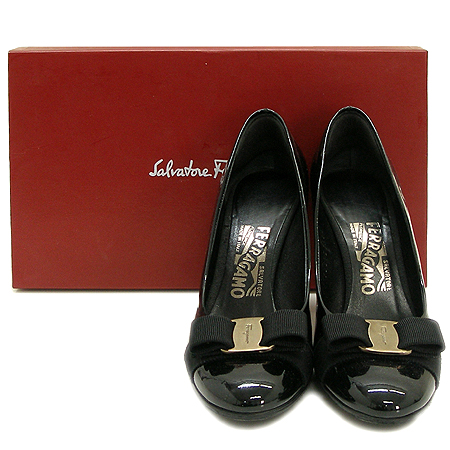 Ferragamo(��󰡸�) CARLA �ٶ� ��� ���̴�Ʈ ���� ���� �̹���2 - ���̺��� �߰���ǰ