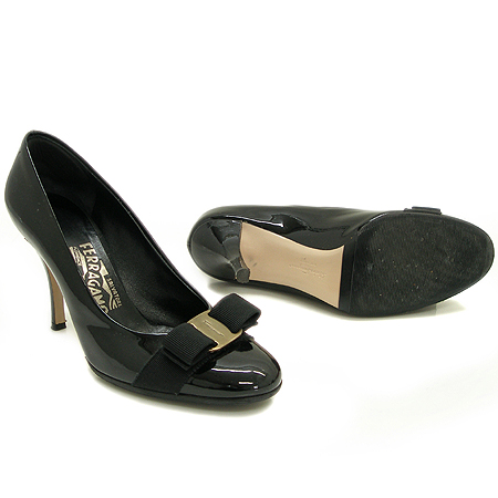 Ferragamo(��󰡸�) CARLA �ٶ� ��� ���̴�Ʈ ���� ���� �̹���3 - ���̺��� �߰���ǰ
