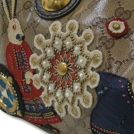 Gucci(����) 207775 GG �ΰ� PVC ������ �ٴ� ������ ��Ʈ�� �̹���5 - ���̺��� �߰���ǰ