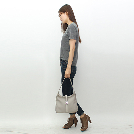 Ferragamo(��󰡸�) 21 0735 ����Ʈ �׷��� �к긯 ȣ�� ����� �̹���7 - ���̺��� �߰���ǰ