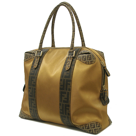 Fendi(���) 8BL096 FF �ΰ� ��Ƽġ �к긯 �� ��Ʈ�� �̹���3 - ���̺��� �߰���ǰ