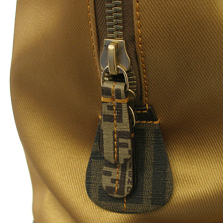 Fendi(���) 8BL096 FF �ΰ� ��Ƽġ �к긯 �� ��Ʈ�� �̹���4 - ���̺��� �߰���ǰ