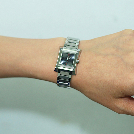 Gucci(����) 111L YA111502 �簢������ ��ƿ ������ �ð� �̹���6 - ���̺��� �߰���ǰ