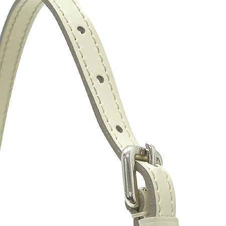 Louis Vuitton(���̺���) M5929J ���� ���� ���״� Ŭ��ġ �� ����� [��������] �̹���4 - ���̺��� �߰���ǰ
