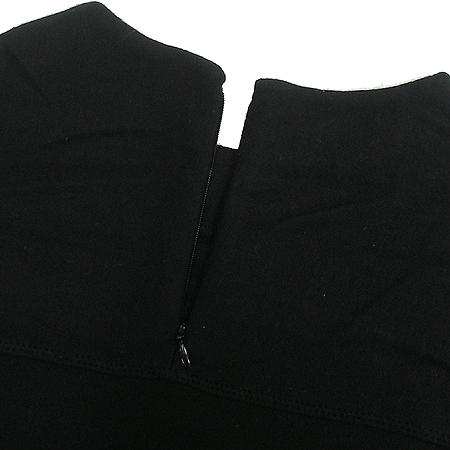 UNIQLO(����Ŭ��) ���ǽ� �̹���2 - ���̺��� �߰���ǰ