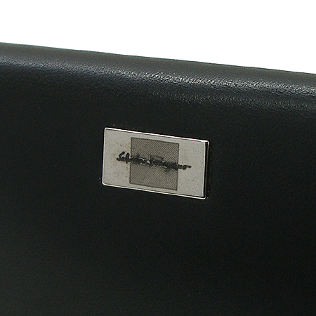 Ferragamo(��󰡸�) 66 3015 �������� �̹���2 - ���̺��� �߰���ǰ