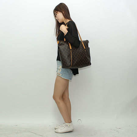 Louis Vuitton(���̺���) M56690 ���׷� ĵ���� ��Ż�� GM ����� [��������] �̹���7 - ���̺��� �߰���ǰ