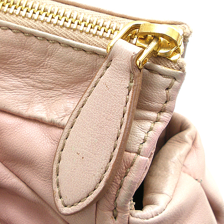 MiuMiu(�̿�̿�) ���� �ΰ� ��� ���� �ڰ���� ����� �̹���4 - ���̺��� �߰���ǰ