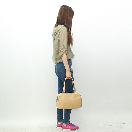 Ferragamo(��󰡸�) 211239 ��ġ�� �ΰ� ���� ������ ���� ��Ʈ�� �̹���7 - ���̺��� �߰���ǰ