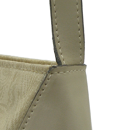 Etro(��Ʈ��) ���� �ΰ� ��� ������ ����� �̹���3 - ���̺��� �߰���ǰ