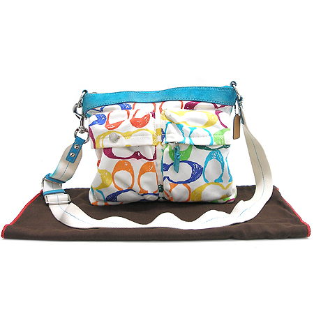 Coach(��ġ) 5672 ��Ƽ �÷� ĵ���� ũ�ν��� �̹���2 - ���̺��� �߰���ǰ