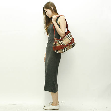 Burberry(������) ���μ� �к긯 �Ͽ콺üũ 2WAY �̹���7 - ���̺��� �߰���ǰ