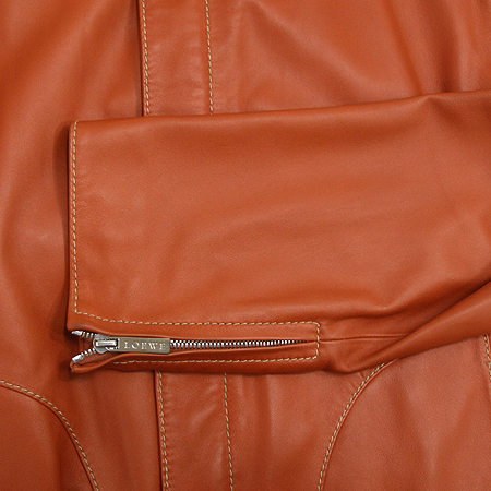 Loewe(�ο���) �簡�� ���� �̹���3 - ���̺��� �߰���ǰ