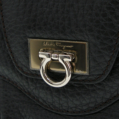 Ferragamo(��󰡸�) 21 6880 ���� ��ġ�� ��� ���� ���� ��Ʈ�� �̹���4 - ���̺��� �߰���ǰ