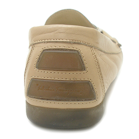 Ferragamo(��󰡸�) ��Ż ��ġ�� ��� ������ ����̺� ���� �̹���5 - ���̺��� �߰���ǰ