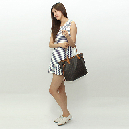 Louis Vuitton(���̺���) M40156 ���׷� ĵ���� �׹�Ǯ MM ����� �̹���7 - ���̺��� �߰���ǰ