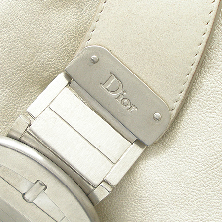 Dior(ũ����î���) ��Ż ��� ������ ����� �̹���4 - ���̺��� �߰���ǰ