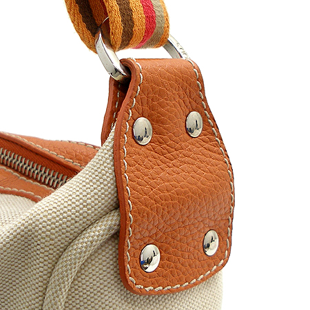 Tod's(����) ĵ���� �к긯 ������ �÷� ���� Ʈ���� ����� �̹���3 - ���̺��� �߰���ǰ