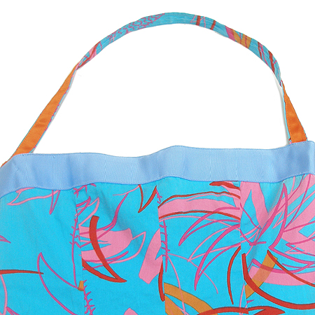 Blumarine(���縶��) Ȧ�ͳ� ���ǽ� �̹���2 - ���̺��� �߰���ǰ