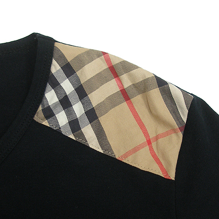 Burberry(������) Ƽ �̹���4 - ���̺��� �߰���ǰ