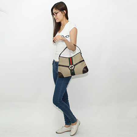 Gucci(����) 114879 �𰡵� GG ����ΰ� 3�� ����� �̹���7 - ���̺��� �߰���ǰ