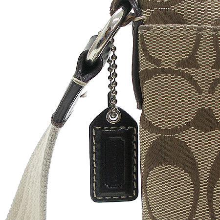 Coach(��ġ) 10250 �ñ׳��� �𰡵� ũ�ν��� �̹���3 - ���̺��� �߰���ǰ