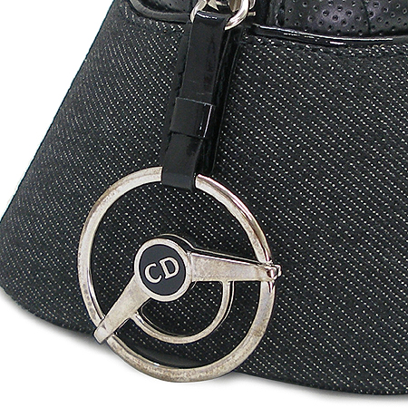 Dior(ũ����î���) �к긯 ���� ���� ��Ʈ�� �̹���4 - ���̺��� �߰���ǰ