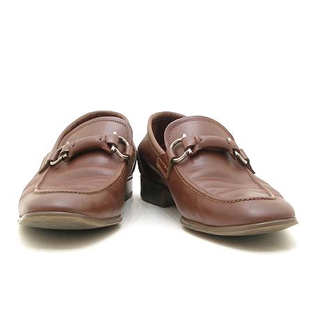 Ferragamo(󰡸)  ġ ΰ 