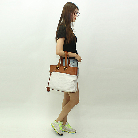 YSL(�Ի��ζ�) 191854 ĵ���� �к긯 ���� ���� ��Ʈ�� �̹���7 - ���̺��� �߰���ǰ