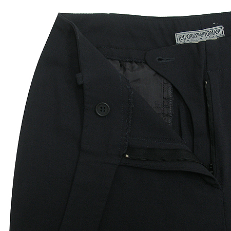 Emporio Armani(�������� �Ƹ�����) ���� �̹���2 - ���̺��� �߰���ǰ