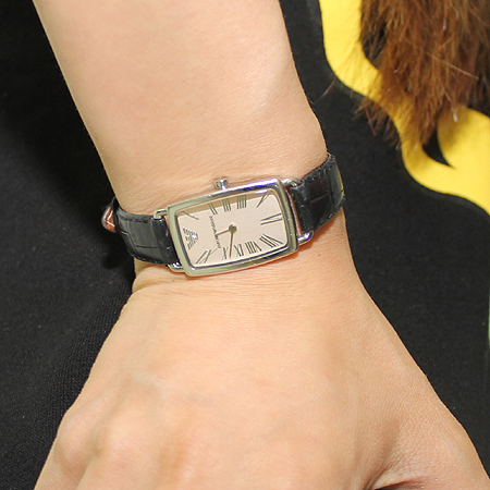 Armani(�Ƹ�����) AR2107 ������ ���� ��� �ð� �̹���7 - ���̺��� �߰���ǰ