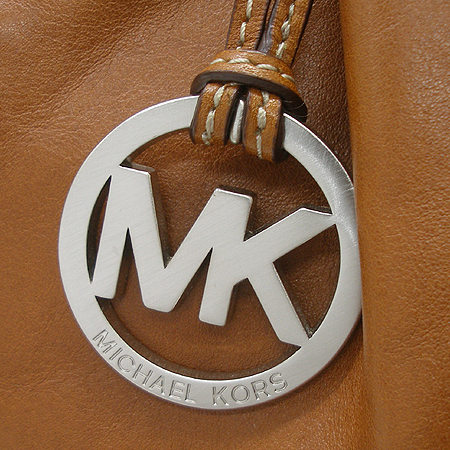 MICHAELKORS(����Ŭ�ھ) ī�ᷡ�� ������ ¡ ��� ��ÿ ������ ����� �̹���4 - ���̺��� �߰���ǰ