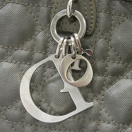 Dior(ũ����î���) ��� �׷��� ���� PVC ���� ����� [�б�������] �̹���3 - ���̺��� �߰���ǰ