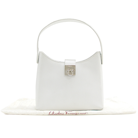 Ferragamo(��󰡸�) 21 0235 ȭ��Ʈ �÷� ��Ʈ�� �̹���2 - ���̺��� �߰���ǰ