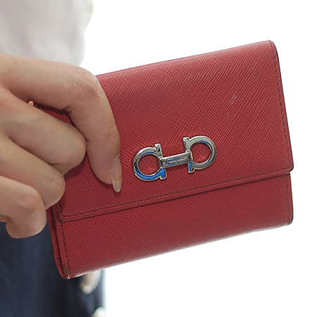Ferragamo(��󰡸�) 22 B001 ���ǾƳ� ������ �̹���6 - ���̺��� �߰���ǰ