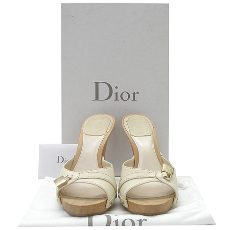 Dior(ũ����î���) KCF009VGR �е�� ��� ���� ���� �̹���2 - ���̺��� �߰���ǰ