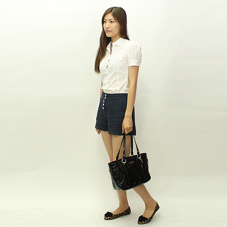 Coach(��ġ) 17728 �ñ׳�ó �ΰ� ���� ���̴�Ʈ ��Ʈ�� �̹���7 - ���̺��� �߰���ǰ