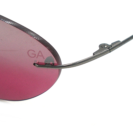 Armani(�Ƹ�����) 1556 1145 ���� ���۶� �̹���5 - ���̺��� �߰���ǰ
