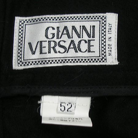 Versace(������ü) ���� �̹���4 - ���̺��� �߰���ǰ