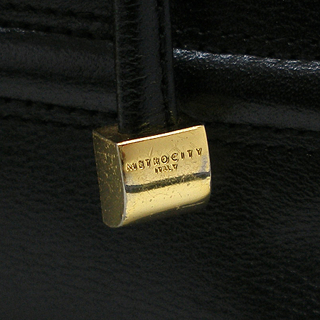 Metrocity(��Ʈ�ν�Ƽ) ���� �ΰ� ��� ���ָӴ� ��Ʈ�� + ũ�ν� ��Ʈ�� �̹���4 - ���̺��� �߰���ǰ