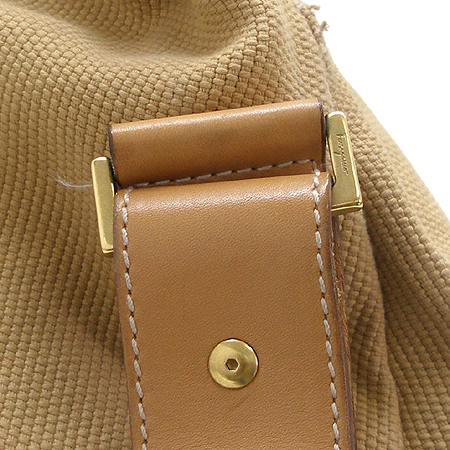 Ferragamo(��󰡸�) 24 6544 ĵ���� ��Ʈ �� ����� �̹���3 - ���̺��� �߰���ǰ