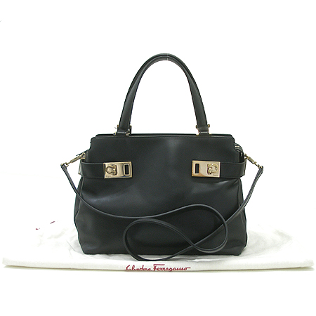 Ferragamo(��󰡸�) 21 0167 ���� ��ġ�� ��� ��Ʈ�� + ��� ��Ʈ�� �̹���2 - ���̺��� �߰���ǰ