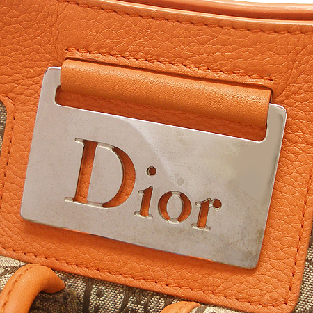 Dior(ũ����î���) ������ø� 4���� ��� �� ��Ʈ�� �̹���4 - ���̺��� �߰���ǰ