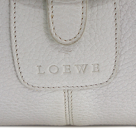 Loewe(�ο���) ȭ��Ʈ ���� ũ�ν��� �̹���4 - ���̺��� �߰���ǰ